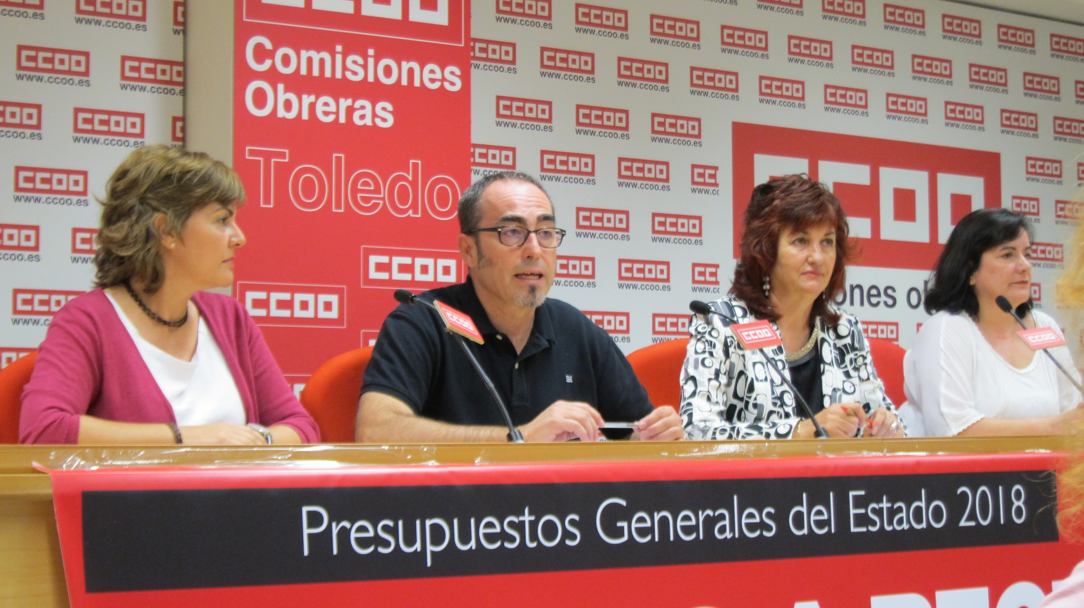 De la Rosa (CCOO), “avergonzado” por las imágenes, pide a Rajoy y Puigdemont “diálogo”
