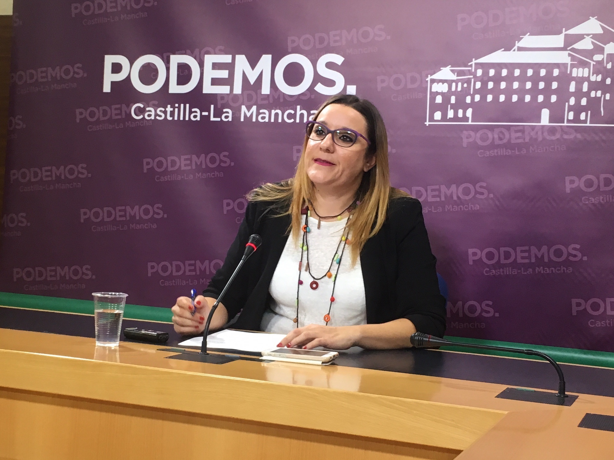 Podemos C-LM pide diálogo, cree que con Rajoy “no hay solución” y asegura que no defienden la independencia