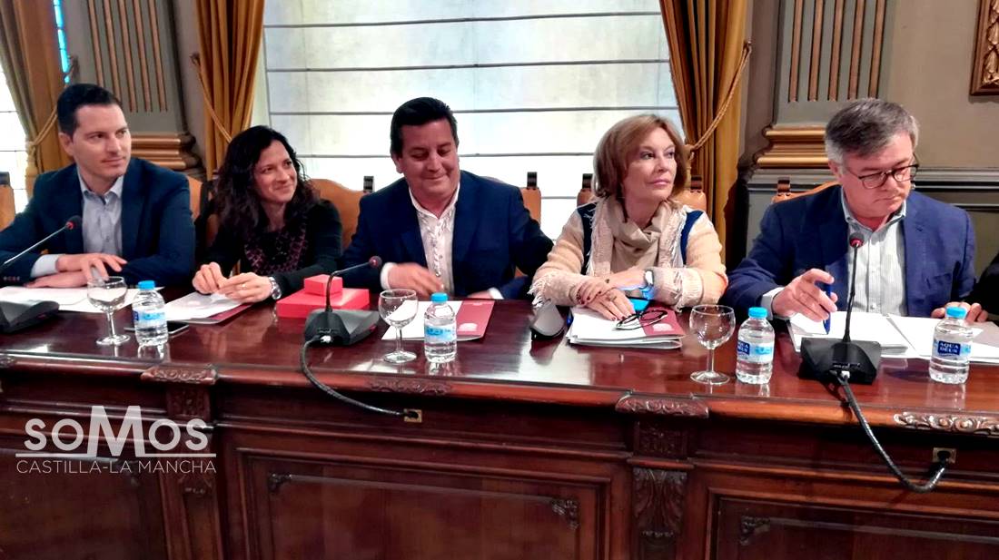Juan Gil ya tiene sustituto en la Diputación de Albacete