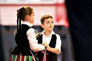 El futuro del folclore argamasillero y almagreño en el XIX Festival Infantil “Lugar Nuevo”