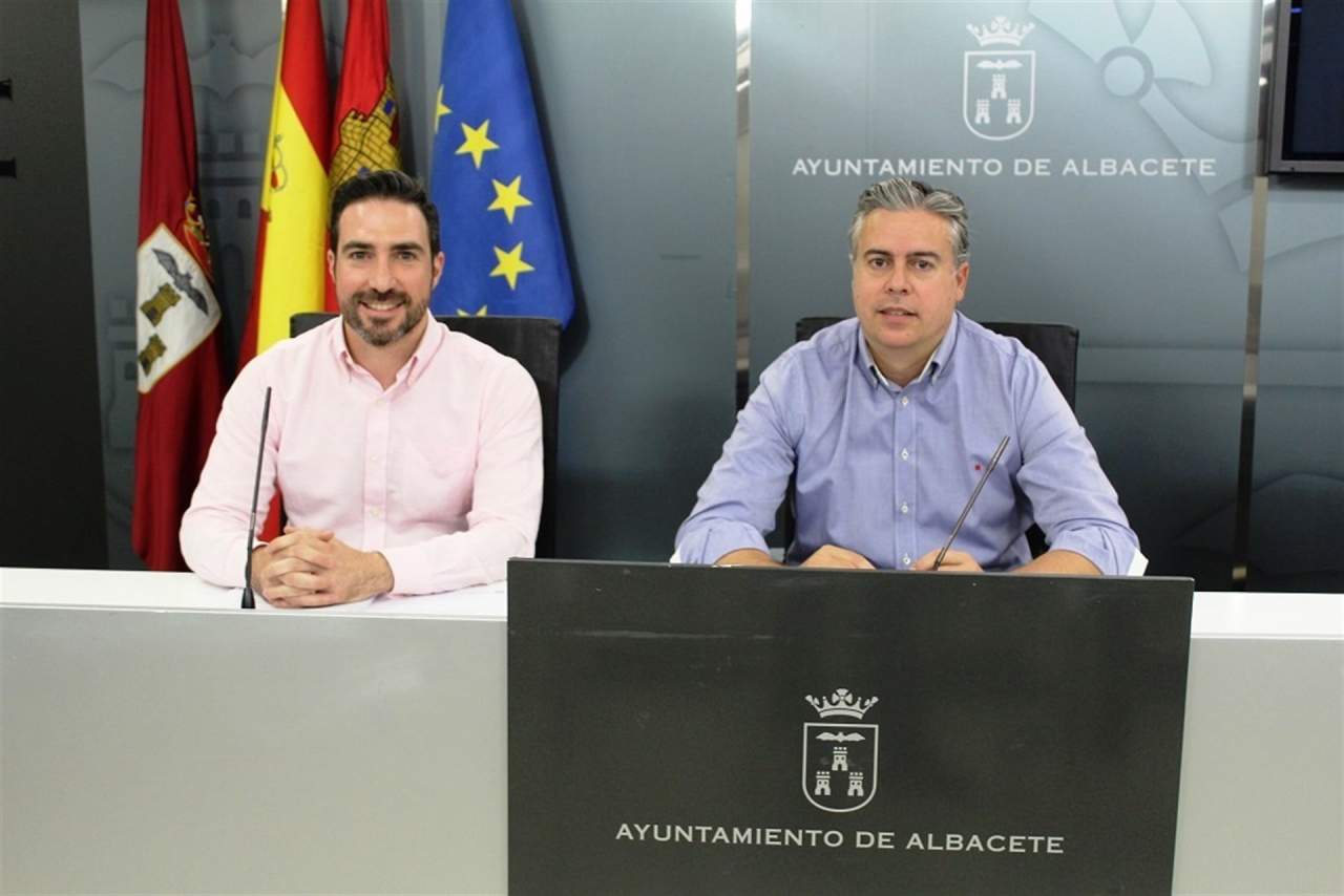 Proponen un "monedero virtual" para la zona azul de Albacete