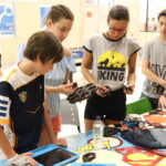 Jóvenes de Manzanares aprenden a construir sus propios robots y drones