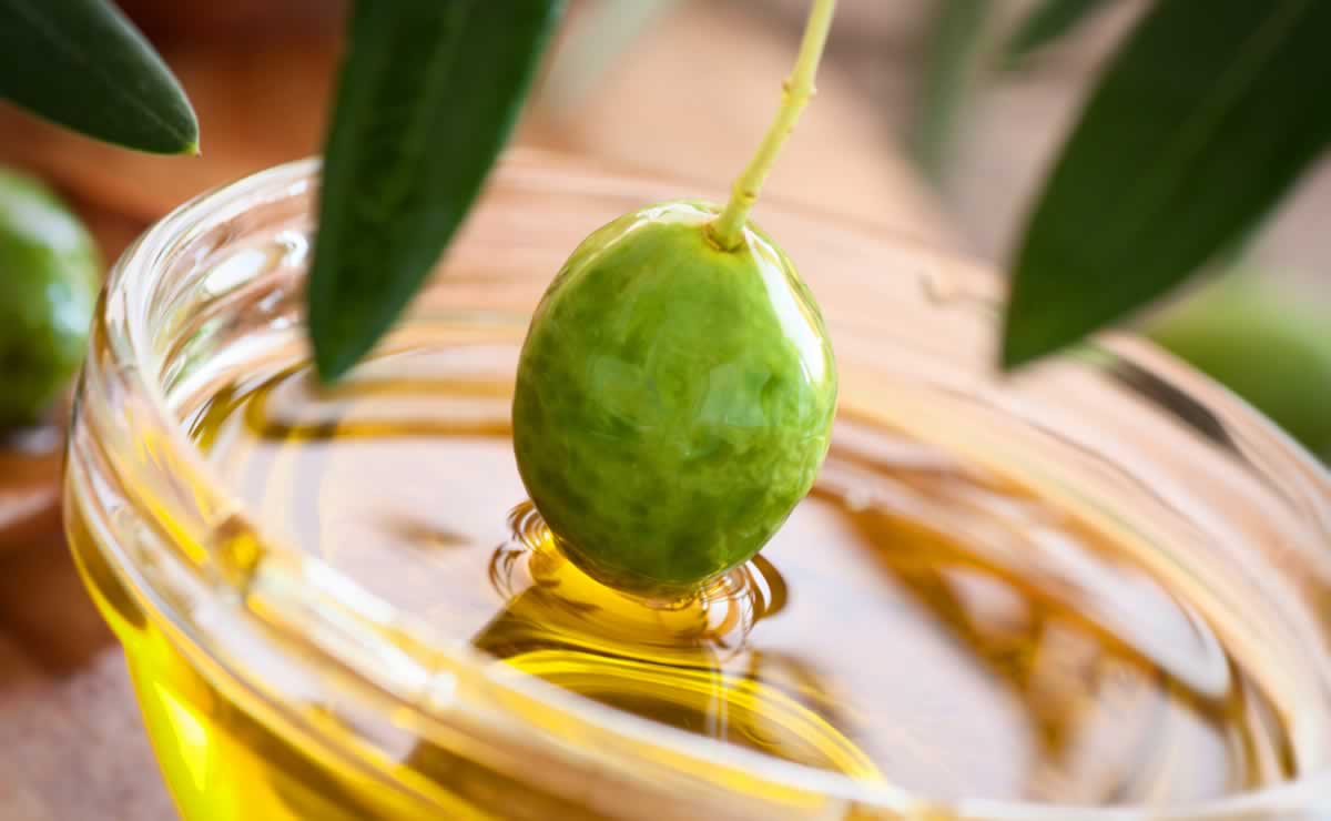 La importancia de que el aceite de oliva sea virgen para prevenir el cáncer de mama