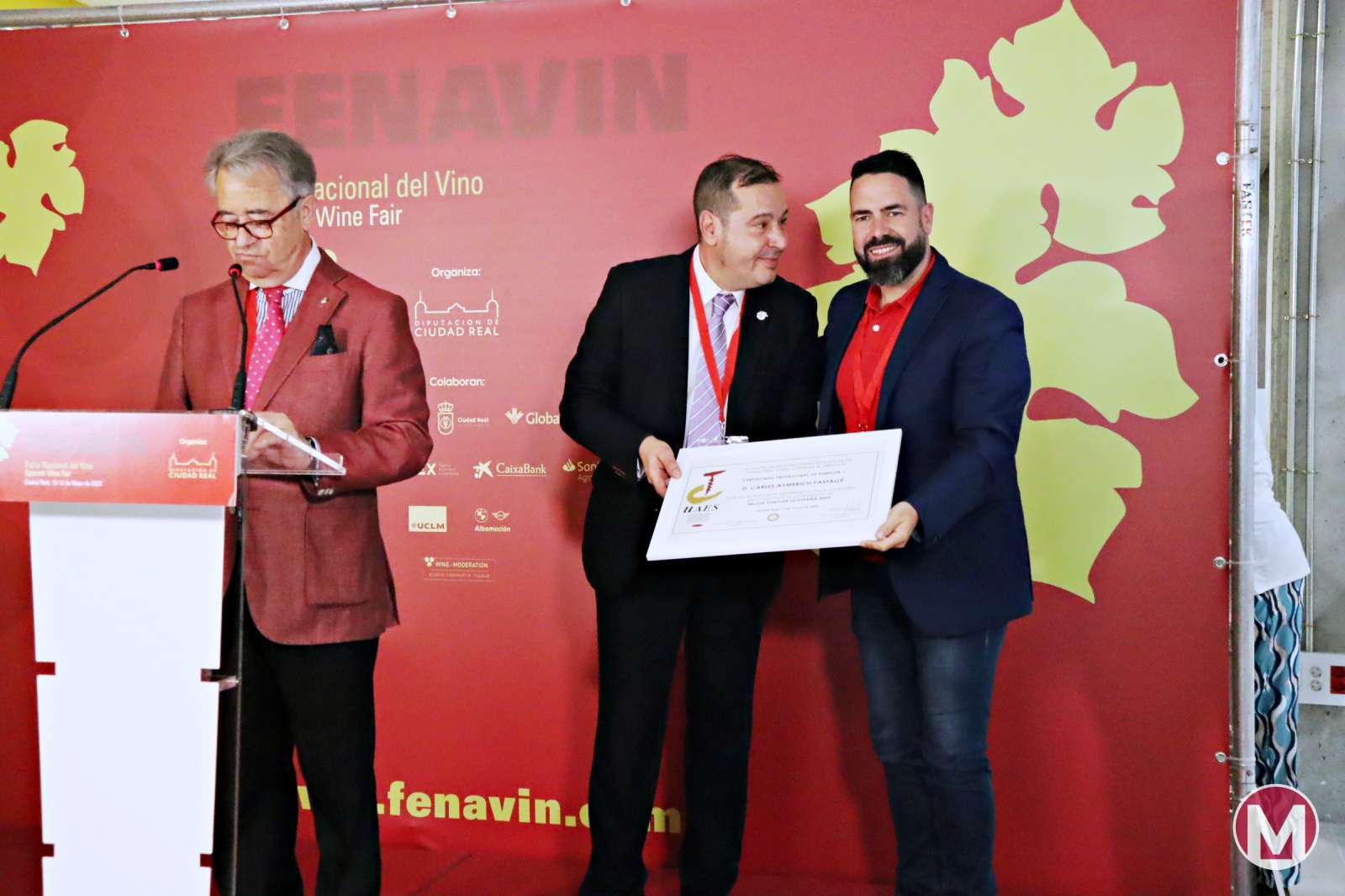 José Ribagorda y Manuel Villanueva reciben el Premio ‘Tastevin de cristal’ de la UAES