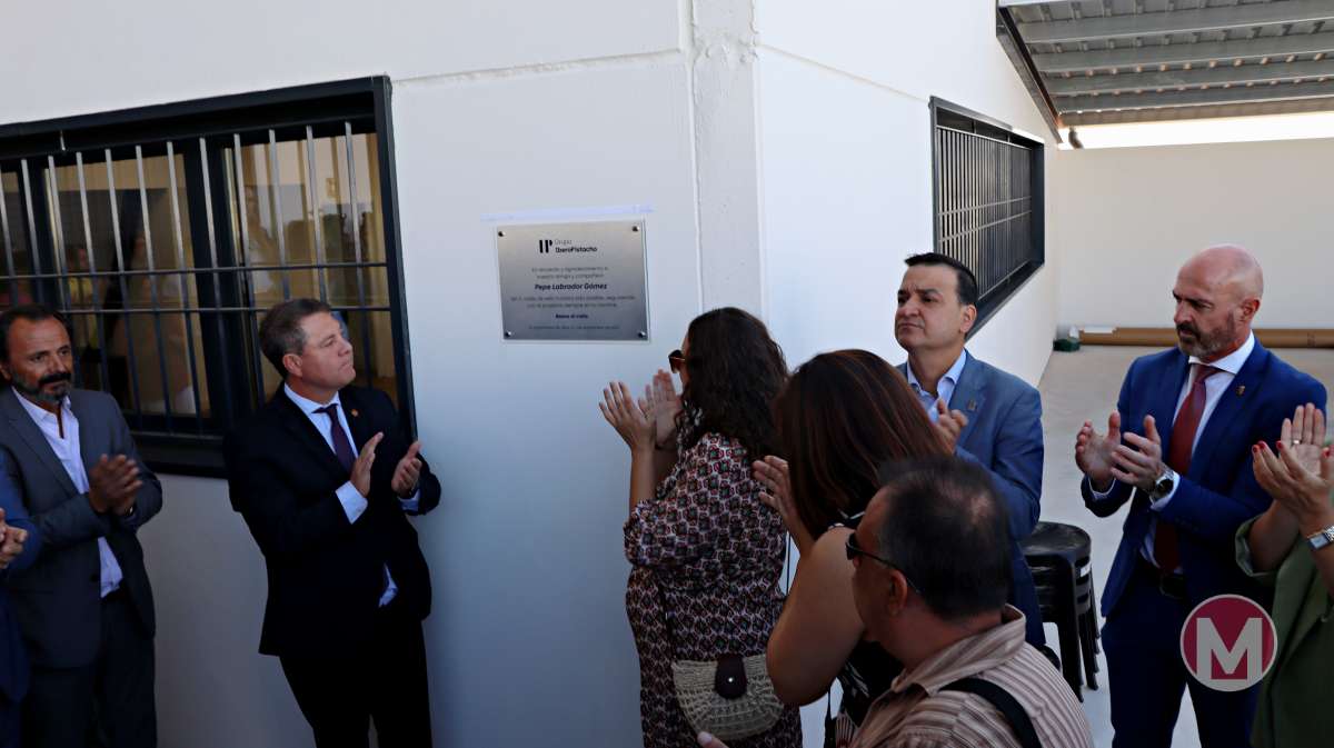 Inaugurada en Argamasilla de Alba la planta de Iberopistacho, la mayor procesadora de pistacho de Europa